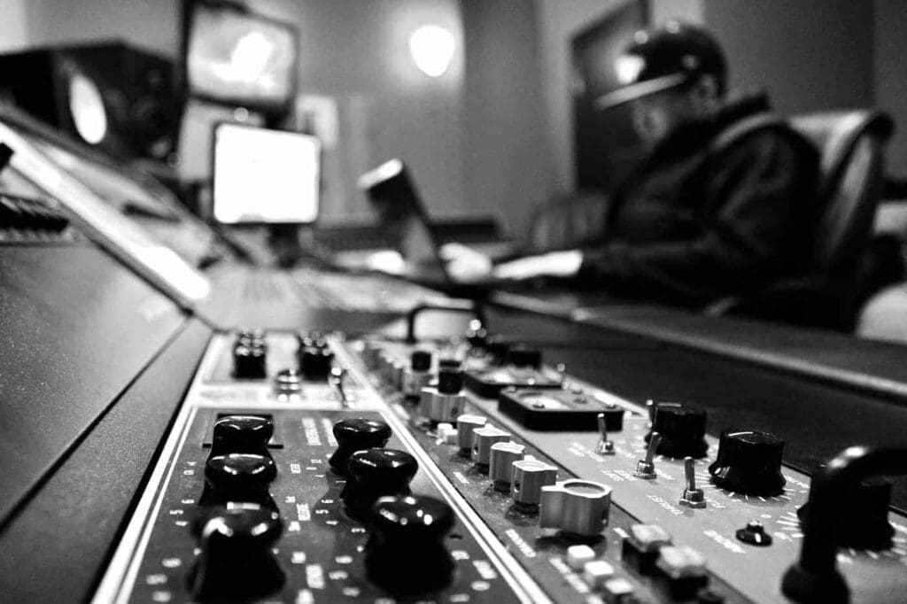 Where to promote your music? 3 music producer 1