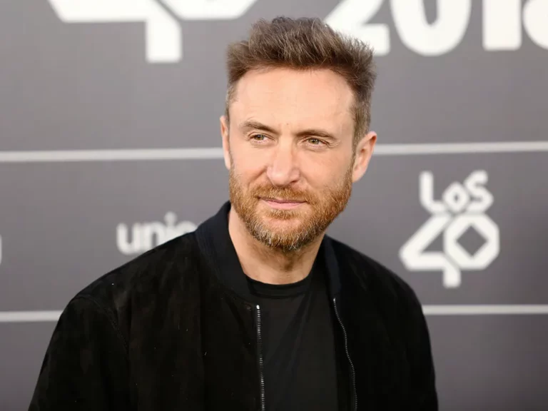 12 Top EDM DJs Who Secretly Use Ghost Producers (Revealed!)