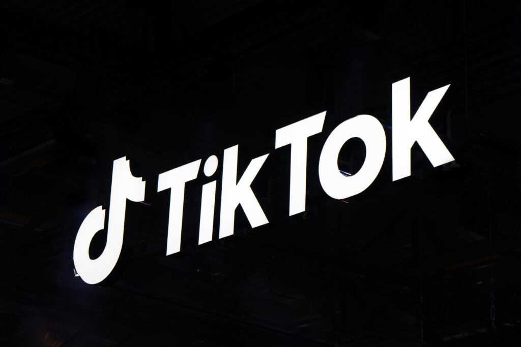 Music Promotion TikTok Video Ideas: How to Go Viral and Build Your Fanbase 1 Music Promotion TikTok Video Ideas: How to Go Viral and Build Your Fanbase