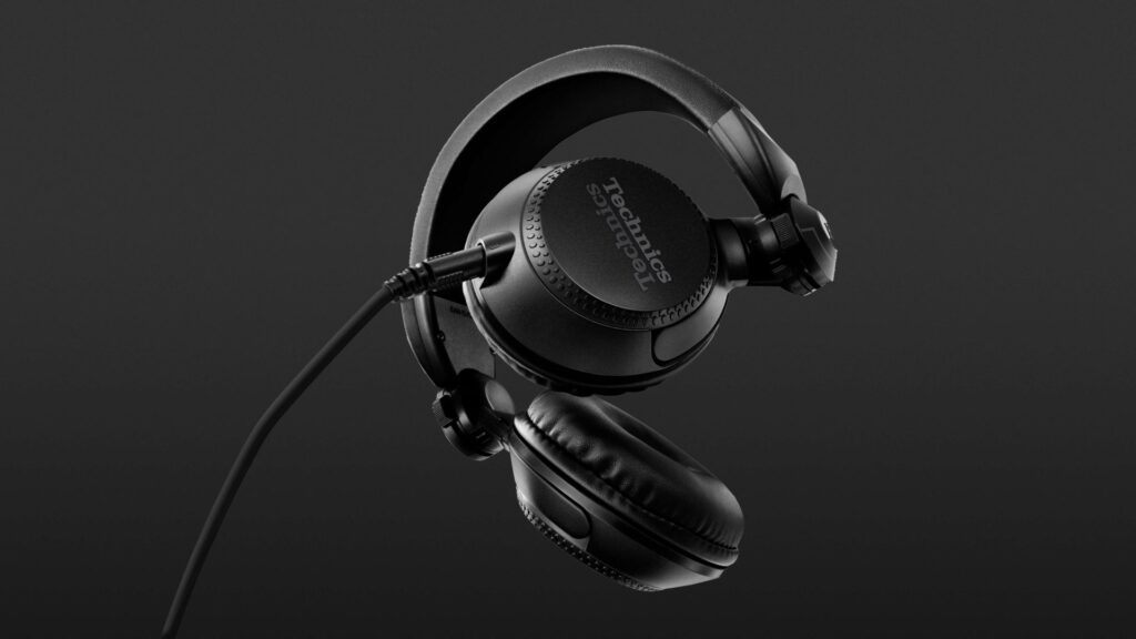 Best DJing Headphones in 2025: Ultimate Buyer’s Guide for DJs 6 Technics EAH-DJ1200