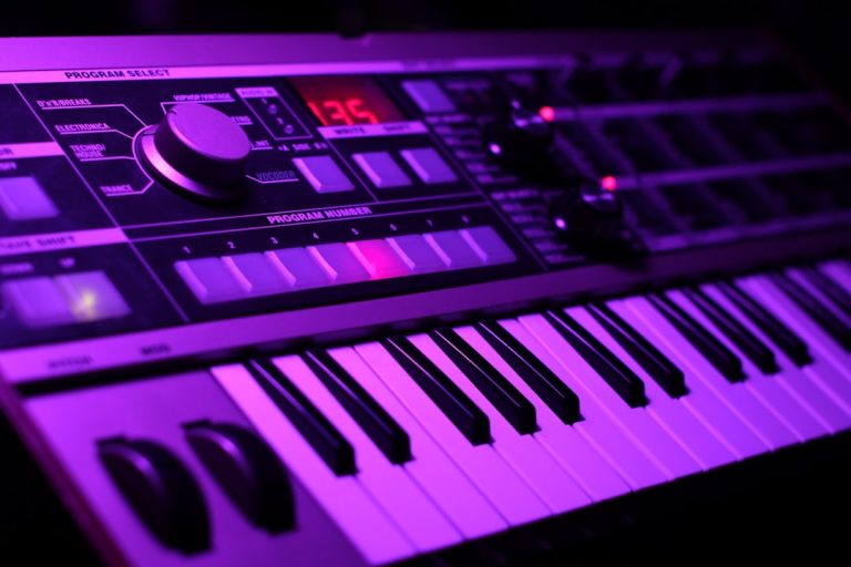 Smart Emotional Melodies Mistakes That Make Tracks Feel Fake