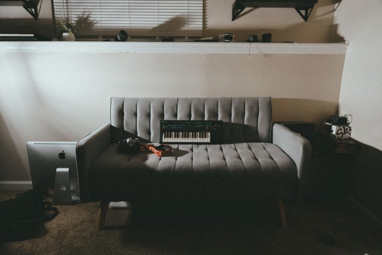 Why Do Your Hyperpop Vocals, Drums, and Drops Feel Flat?