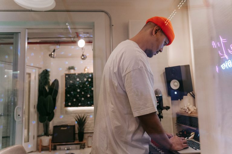 De esser Playbook From Raw Vocal to Cleaner Bounce
