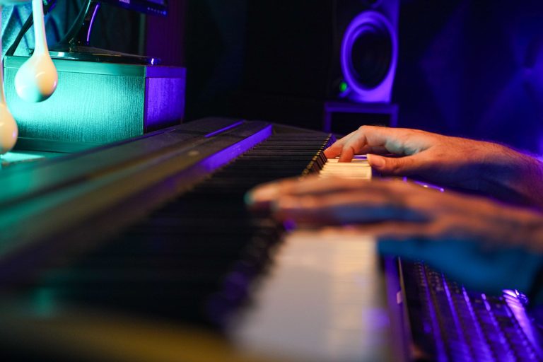 Custom Kick Drums in Diva: 5 Tools That Actually Matter