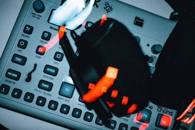 Focusrite scarlett 18i20: Record Cleaner DJ Sessions