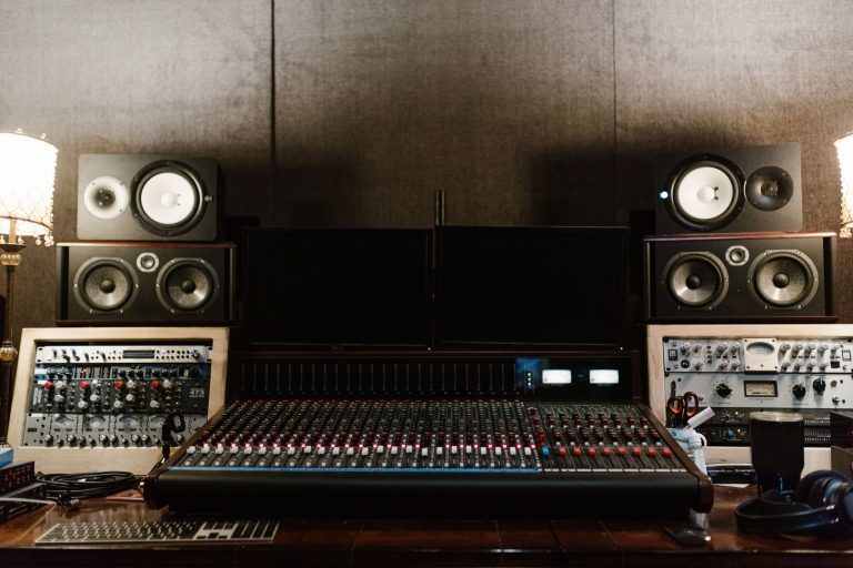 Vocal Chops Tools for Clean Cuts and Tight Timing